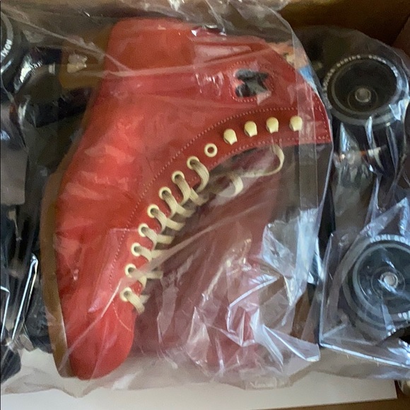 Moxi roller skates. Fits wmns 7, 7 1/2 - Picture 4 of 5